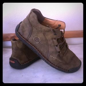 Men’s Minimalist Leather Shoe